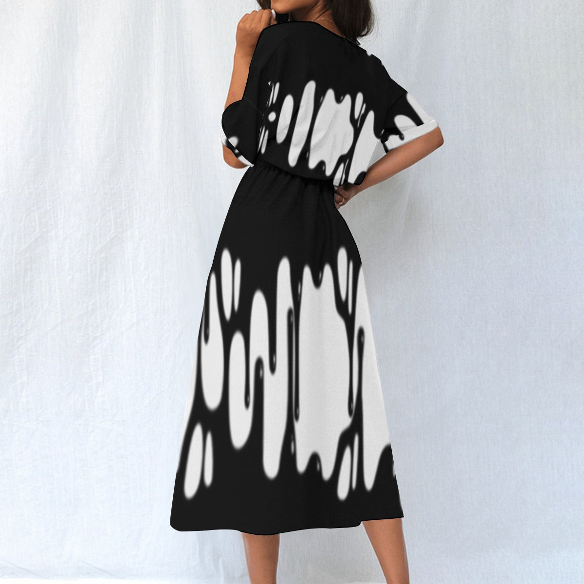 Ferrofluid Knee-Length Dress