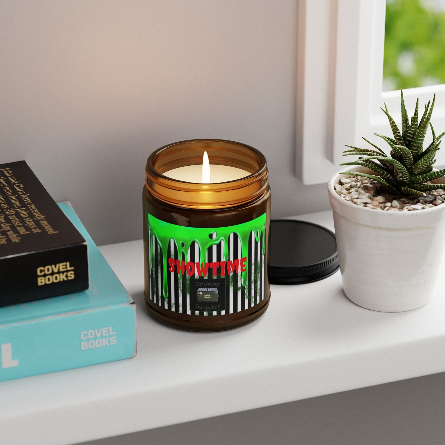 Showtime Beetle Gross Soy Candle (Multi-Size, Amber Jar)